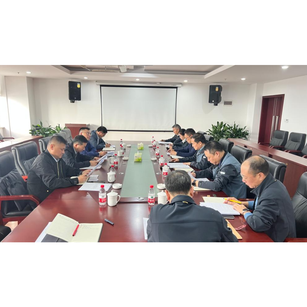 张强一行到果集司调研指导工作