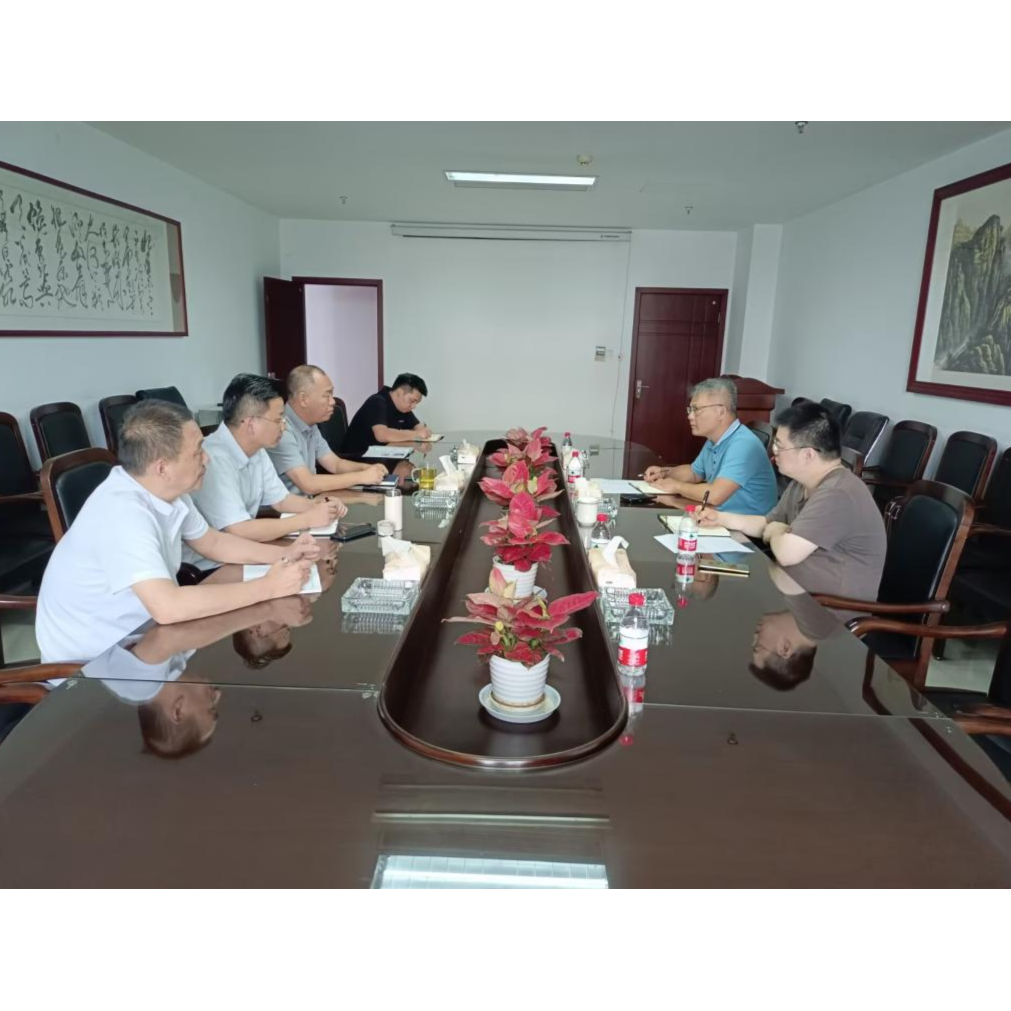刘红伟一行到民爆公司检查指导工作
